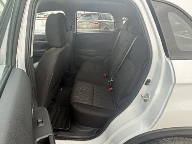 2023 Mitsubishi RVR ES Whitecourt AB