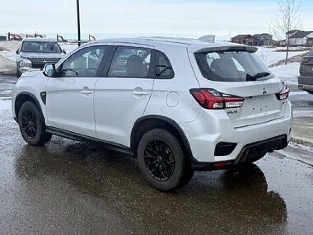 2023 Mitsubishi RVR ES Whitecourt AB