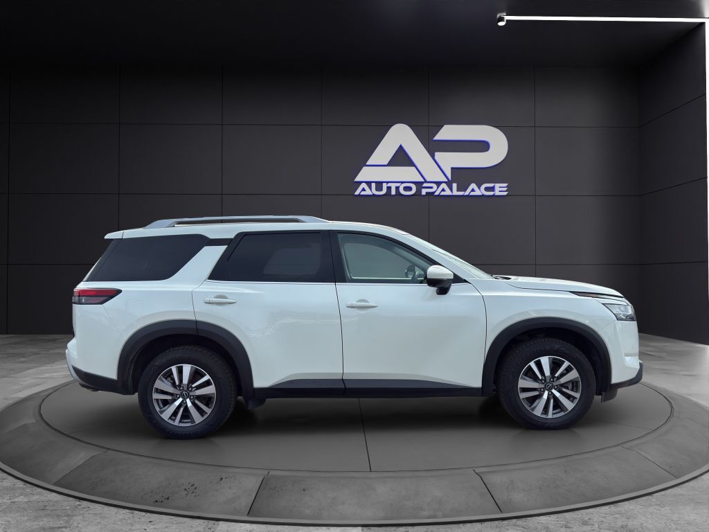 2023 NISSAN PATHFINDER SL KBB VALUE 31K WOW Columbus OH