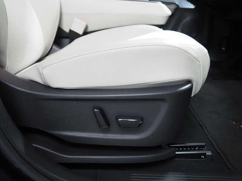 2023 Nissan ARIYA EMPOWER+ *HEADS-UP DISPLAY, NAVIGATION, SAFETY ALERTS, ADAPTIVE CRUISE, 360 VIEW CAMERAS, PANORAMA MOONROOF, HEATED SEATS/STEERING, WIRELESS CHARGING, APPLE CARPLAY Round Rock TX