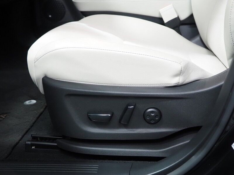 2023 Nissan ARIYA EMPOWER+ *HEADS-UP DISPLAY, NAVIGATION, SAFETY ALERTS, ADAPTIVE CRUISE, 360 VIEW CAMERAS, PANORAMA MOONROOF, HEATED SEATS/STEERING, WIRELESS CHARGING, APPLE CARPLAY Round Rock TX