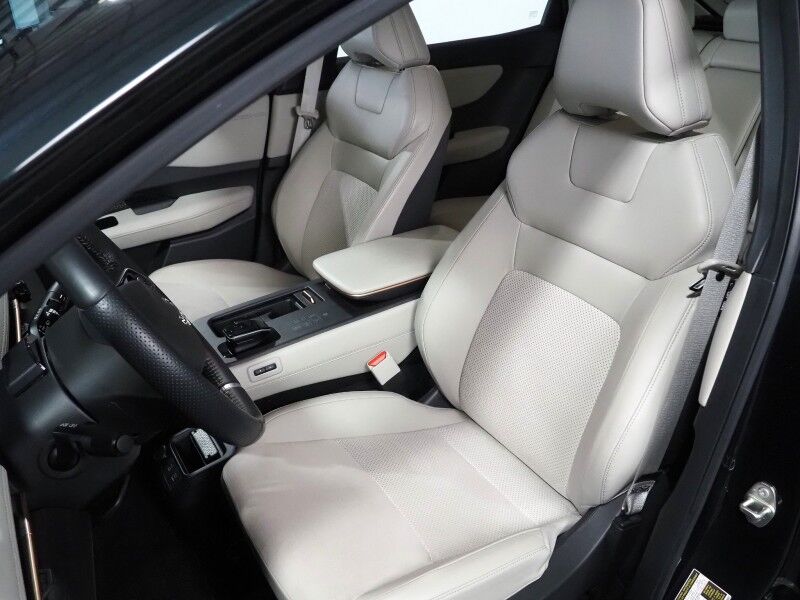 2023 Nissan ARIYA EMPOWER+ *HEADS-UP DISPLAY, NAVIGATION, SAFETY ALERTS, ADAPTIVE CRUISE, 360 VIEW CAMERAS, PANORAMA MOONROOF, HEATED SEATS/STEERING, WIRELESS CHARGING, APPLE CARPLAY Round Rock TX