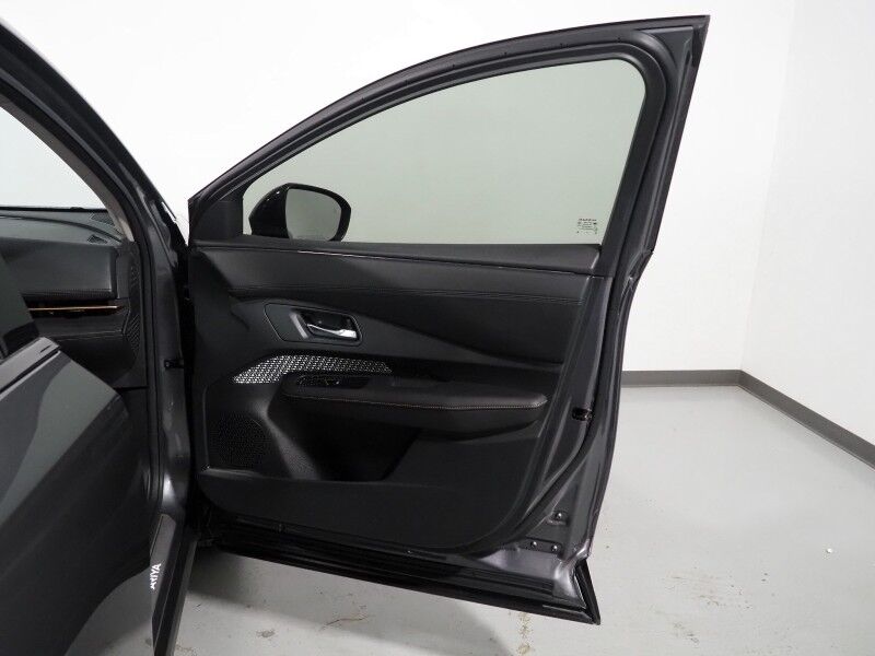 2023 Nissan ARIYA EMPOWER+ *HEADS-UP DISPLAY, NAVIGATION, SAFETY ALERTS, ADAPTIVE CRUISE, 360 VIEW CAMERAS, PANORAMA MOONROOF, HEATED SEATS/STEERING, WIRELESS CHARGING, APPLE CARPLAY Round Rock TX