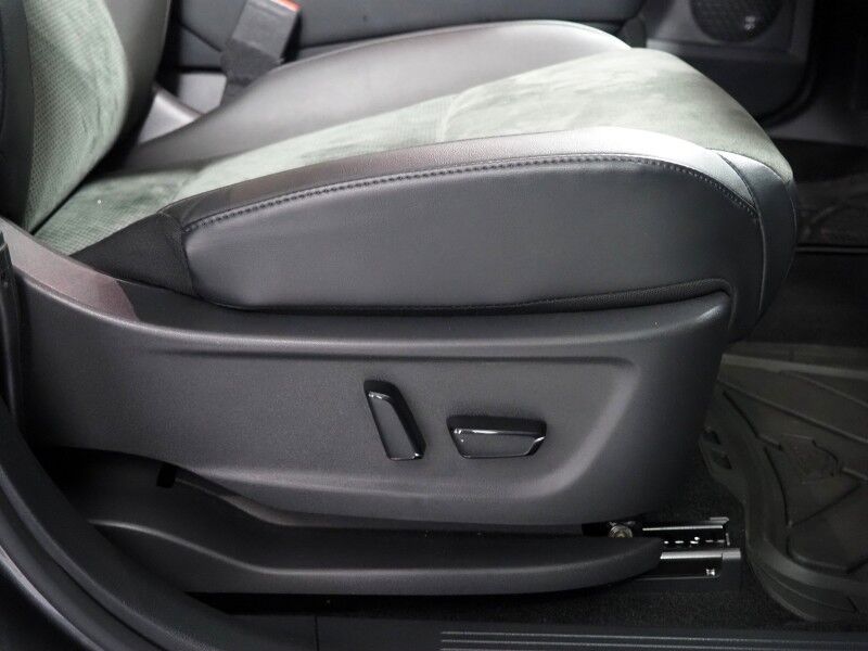 2023 Nissan ARIYA EMPOWER+ *HEADS-UP DISPLAY, NAVIGATION, SAFETY ALERTS, ADAPTIVE CRUISE, 360 VIEW CAMERAS, PANORAMA MOONROOF, HEATED SEATS/STEERING, WIRELESS CHARGING, APPLE CARPLAY Round Rock TX