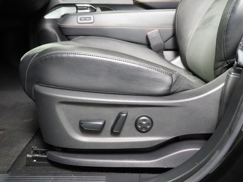 2023 Nissan ARIYA EVOLVE+ *HEADS-UP DISPLAY, NAVIGATION, SAFETY ALERTS, ADAPTIVE CRUISE, 360 VIEW CAMERAS, PANORAMA MOONROOF, HEATED SEATS/STEERING, WIRELESS CHARGING, APPLE CARPLAY Round Rock TX