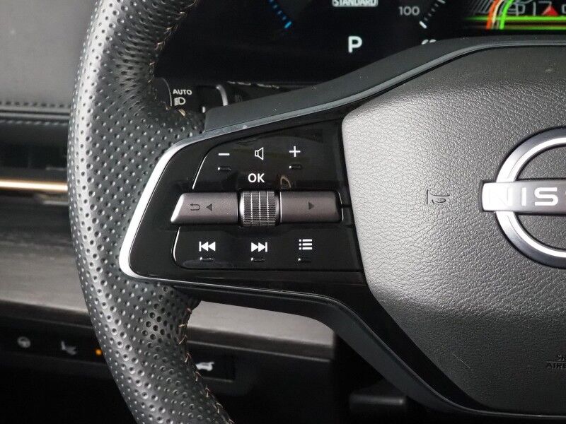 2023 Nissan ARIYA EVOLVE+ *HEADS-UP DISPLAY, NAVIGATION, SAFETY ALERTS, ADAPTIVE CRUISE, 360 VIEW CAMERAS, PANORAMA MOONROOF, HEATED SEATS/STEERING, WIRELESS CHARGING, APPLE CARPLAY Round Rock TX