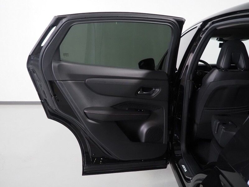 2023 Nissan ARIYA EVOLVE+ *HEADS-UP DISPLAY, NAVIGATION, SAFETY ALERTS, ADAPTIVE CRUISE, 360 VIEW CAMERAS, PANORAMA MOONROOF, HEATED SEATS/STEERING, WIRELESS CHARGING, APPLE CARPLAY Round Rock TX