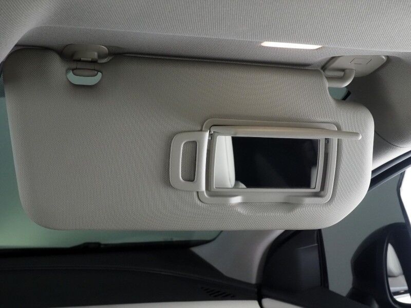 2023 Nissan ARIYA EVOLVE+ *HEADS-UP DISPLAY, NAVIGATION, SAFETY ALERTS, ADAPTIVE CRUISE, 360 VIEW CAMERAS, PANORAMA MOONROOF, HEATED SEATS/STEERING, WIRELESS CHARGING, APPLE CARPLAY Round Rock TX