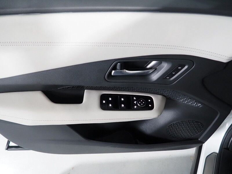 2023 Nissan ARIYA EVOLVE+ *HEADS-UP DISPLAY, NAVIGATION, SAFETY ALERTS, ADAPTIVE CRUISE, 360 VIEW CAMERAS, PANORAMA MOONROOF, HEATED SEATS/STEERING, WIRELESS CHARGING, APPLE CARPLAY Round Rock TX