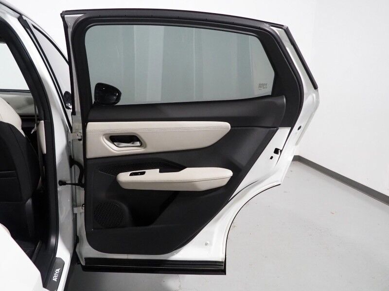 2023 Nissan ARIYA EVOLVE+ *HEADS-UP DISPLAY, NAVIGATION, SAFETY ALERTS, ADAPTIVE CRUISE, 360 VIEW CAMERAS, PANORAMA MOONROOF, HEATED SEATS/STEERING, WIRELESS CHARGING, APPLE CARPLAY Round Rock TX