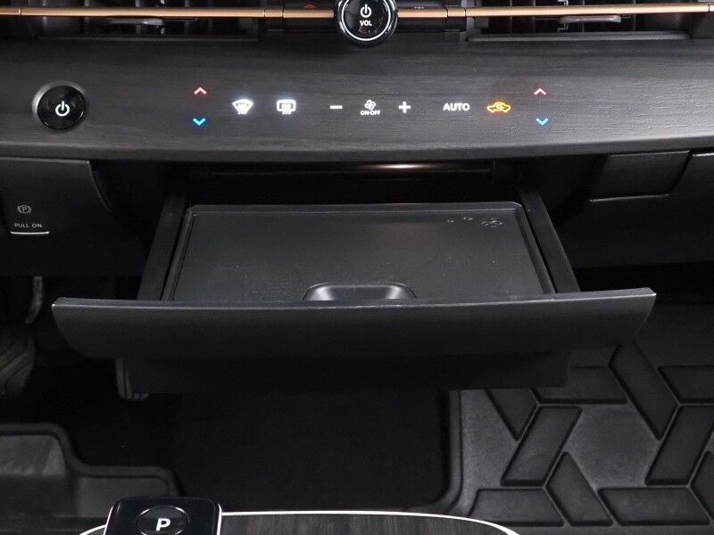 2023 Nissan ARIYA EVOLVE+ *HEADS-UP DISPLAY, NAVIGATION, SAFETY ALERTS, ADAPTIVE CRUISE, 360 VIEW CAMERAS, PANORAMA MOONROOF, HEATED SEATS/STEERING, WIRELESS CHARGING, APPLE CARPLAY Round Rock TX