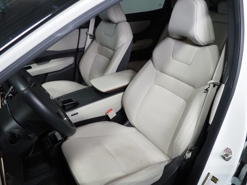 2023 Nissan ARIYA EVOLVE+ *HEADS-UP DISPLAY, NAVIGATION, SAFETY ALERTS, ADAPTIVE CRUISE, 360 VIEW CAMERAS, PANORAMA MOONROOF, HEATED SEATS/STEERING, WIRELESS CHARGING, APPLE CARPLAY Round Rock TX