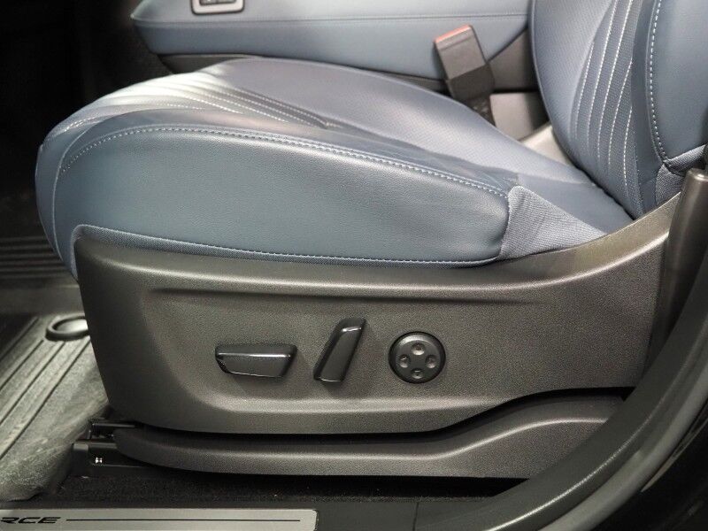 2023 Nissan ARIYA PLATINUM+ e-4ORCE AWD *HEADS-UP DISPLAY, NAVIGATION, SAFETY ALERTS, ADAPTIVE CRUISE, 360 VIEW CAMERA, PANORAMA MOONROOF, NAPPA LEATHER, CLIMATE SEATS, 20 INCH WHEELS, WIRELESS CHARGING, BOSE AUDIO, APPLE CARPLAY Round Rock TX