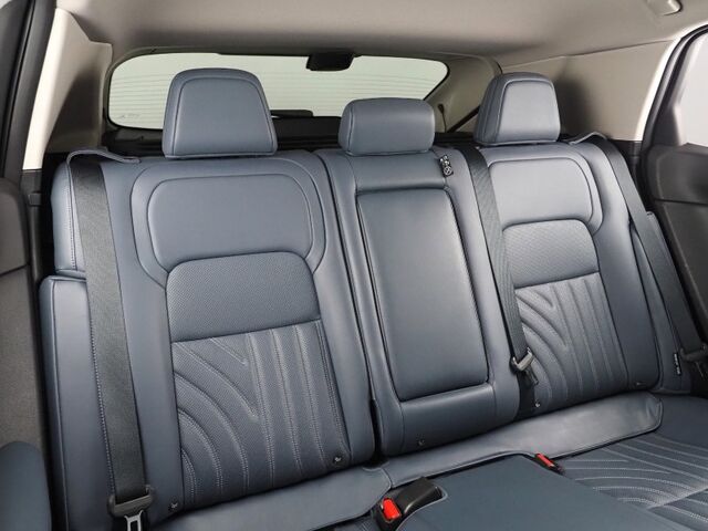 2023 Nissan ARIYA PLATINUM+ e-4ORCE AWD *HEADS-UP DISPLAY, NAVIGATION, SAFETY ALERTS, ADAPTIVE CRUISE, 360 VIEW CAMERA, PANORAMA MOONROOF, NAPPA LEATHER, CLIMATE SEATS, WIRELESS CHARGING, BOSE AUDIO, APPLE CARPLAY Round Rock TX