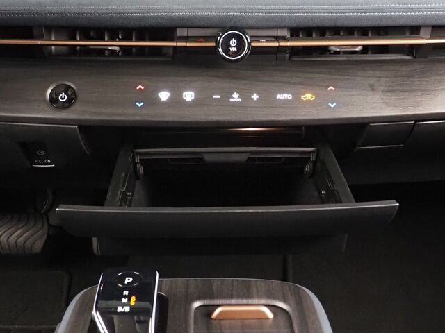 2023 Nissan ARIYA PLATINUM+ e-4ORCE AWD *HEADS-UP DISPLAY, NAVIGATION, SAFETY ALERTS, ADAPTIVE CRUISE, 360 VIEW CAMERA, PANORAMA MOONROOF, NAPPA LEATHER, CLIMATE SEATS, WIRELESS CHARGING, BOSE AUDIO, APPLE CARPLAY Round Rock TX