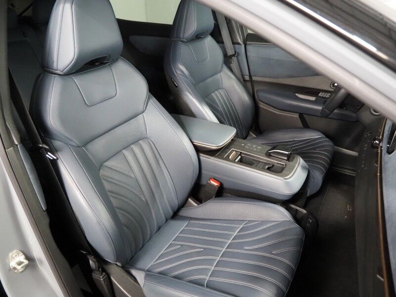 2023 Nissan ARIYA PLATINUM+ e-4ORCE AWD *HEADS-UP DISPLAY, NAVIGATION, SAFETY ALERTS, ADAPTIVE CRUISE, 360 VIEW CAMERA, PANORAMA MOONROOF, NAPPA LEATHER, CLIMATE SEATS, WIRELESS CHARGING, BOSE AUDIO, APPLE CARPLAY