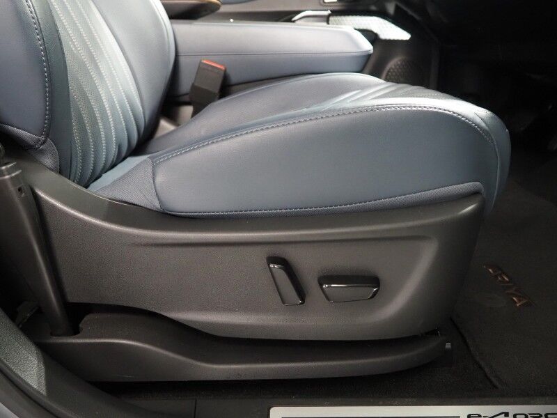 2023 Nissan ARIYA PLATINUM+ e-4ORCE AWD *HEADS-UP DISPLAY, NAVIGATION, SAFETY ALERTS, ADAPTIVE CRUISE, 360 VIEW CAMERA, PANORAMA MOONROOF, NAPPA LEATHER, CLIMATE SEATS, WIRELESS CHARGING, BOSE AUDIO, APPLE CARPLAY Round Rock TX