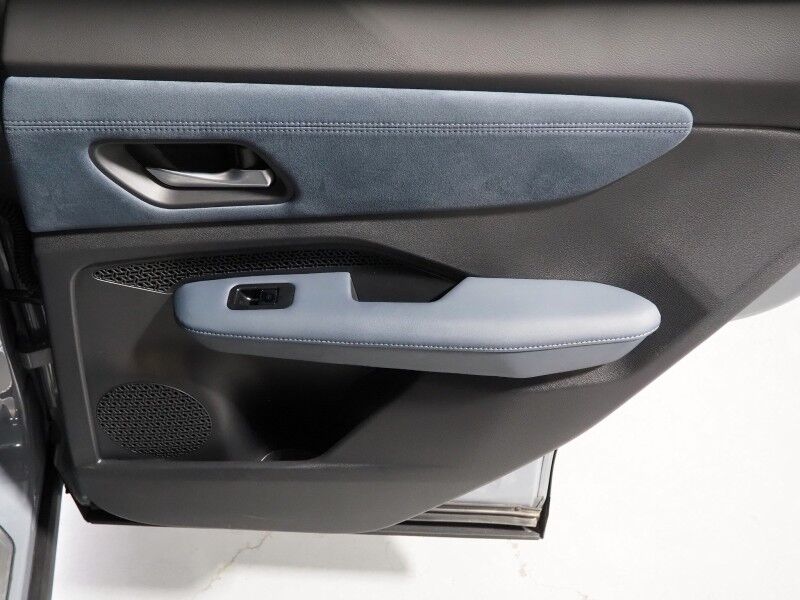 2023 Nissan ARIYA PLATINUM+ e-4ORCE AWD *HEADS-UP DISPLAY, NAVIGATION, SAFETY ALERTS, ADAPTIVE CRUISE, 360 VIEW CAMERA, PANORAMA MOONROOF, NAPPA LEATHER, CLIMATE SEATS, WIRELESS CHARGING, BOSE AUDIO, APPLE CARPLAY Round Rock TX