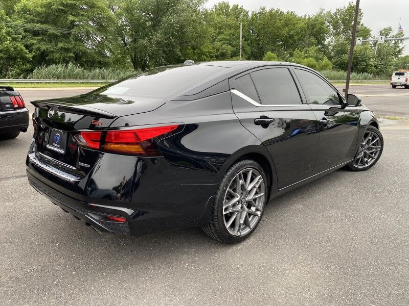 2023 Nissan Altima 2.0 SR Bristol  PA