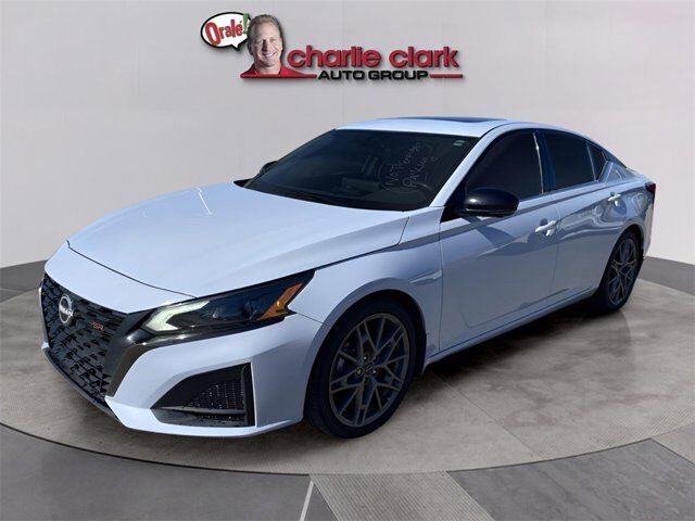2023 Nissan Altima 2.0 SR El Paso TX