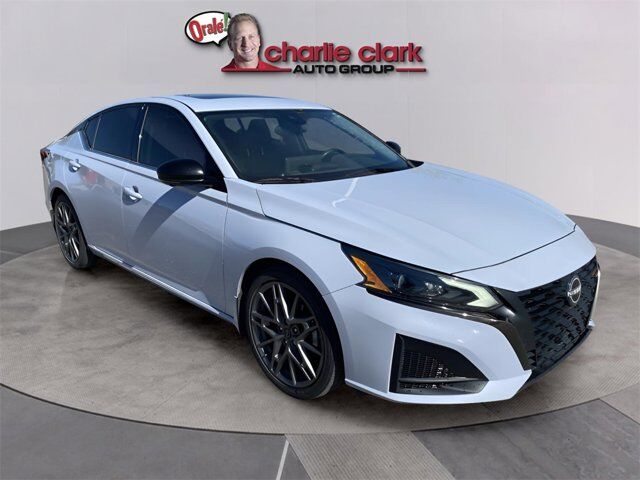 2023 Nissan Altima 2.0 SR El Paso TX