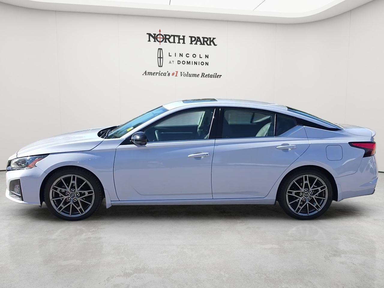 2023 Nissan Altima 2.0 SR