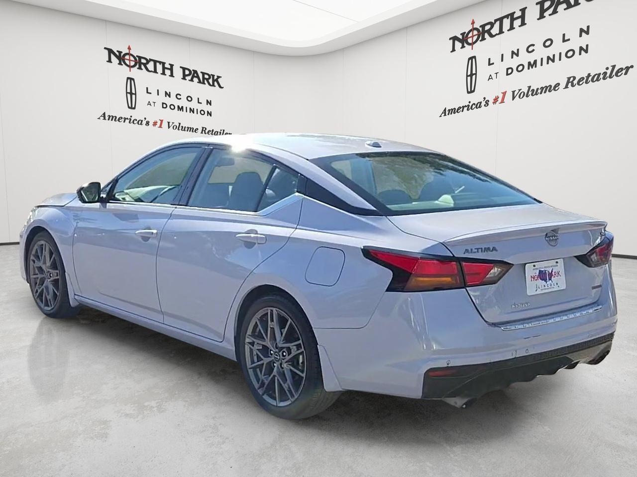 2023 Nissan Altima 2.0 SR