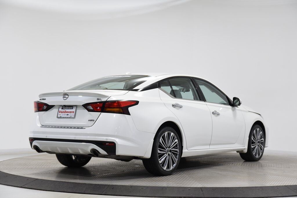 2023 Nissan Altima 2.5 SL Akron OH