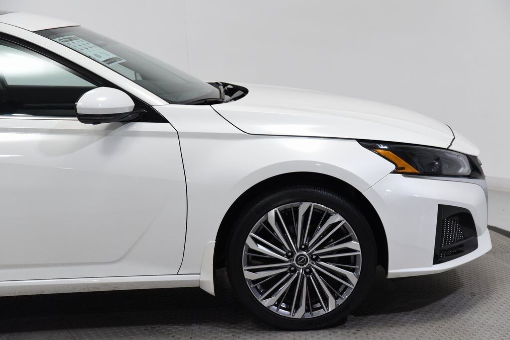 2023 Nissan Altima 2.5 SL Akron OH