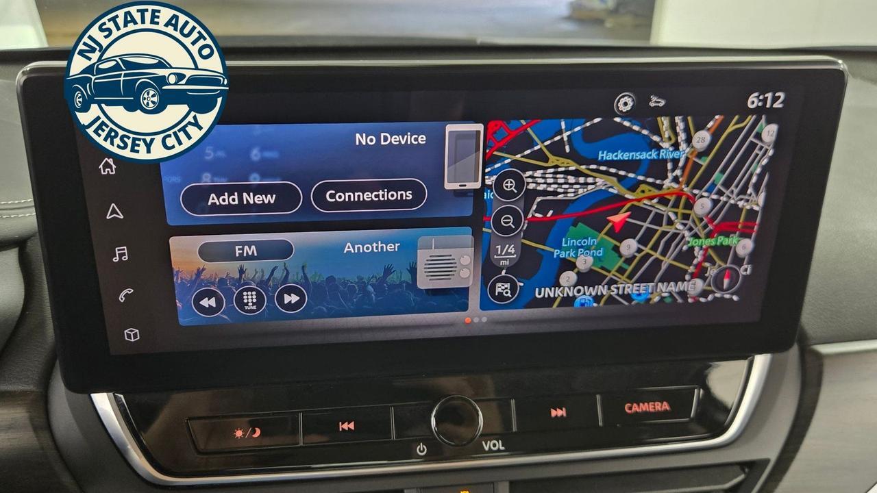 2023 Nissan Altima SL - Photo 14