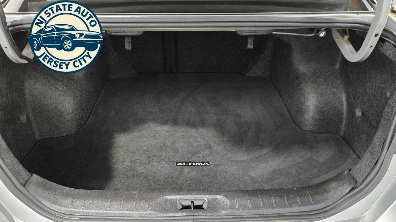 2023 Nissan Altima SL - Photo 32