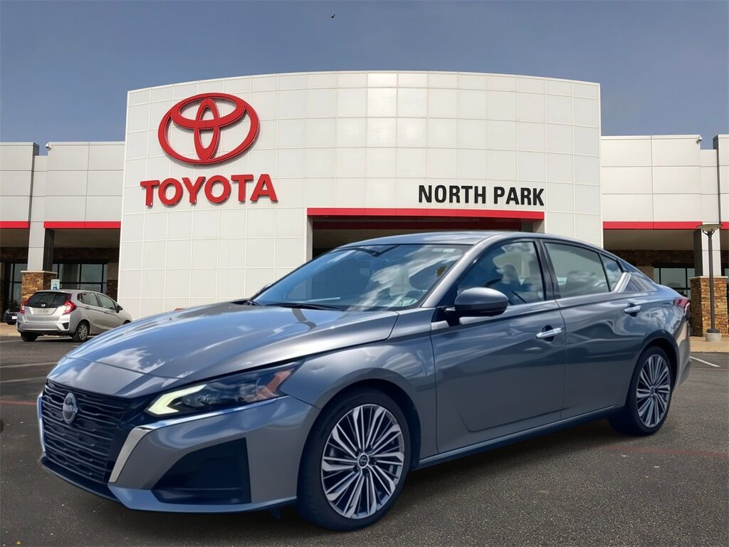 2023 Nissan Altima 2.5 SL
