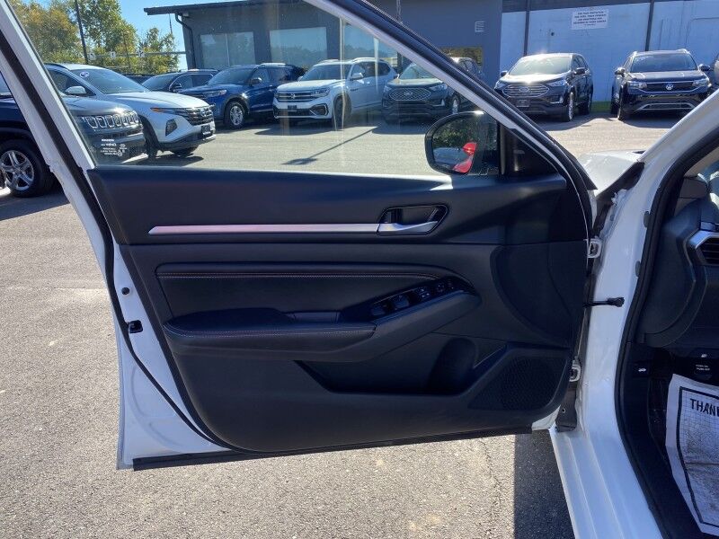 2023 Nissan Altima 2.5 SR Bristol  PA