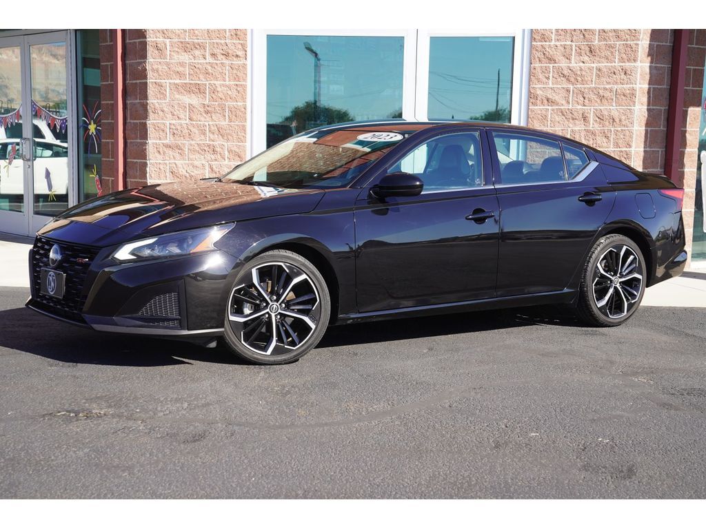 2023 Nissan Altima 2.5 SR
