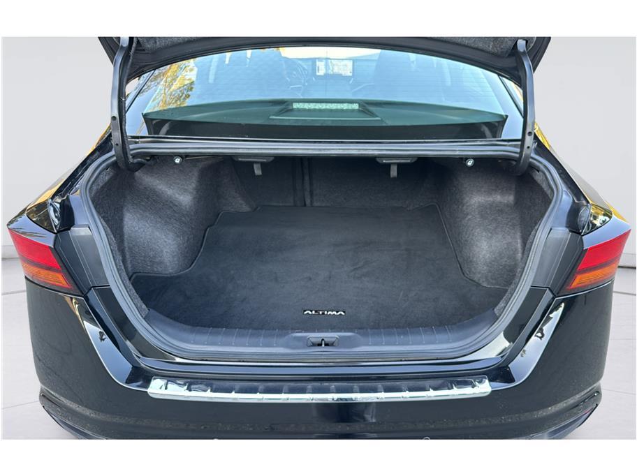 2023 Nissan Altima 2.5 SR Sedan 4D Folsom CA