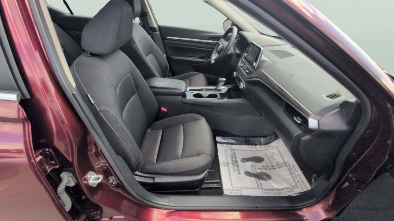 2023 Nissan Altima 2.5 SV 4dr Sedan Lake Orion MI