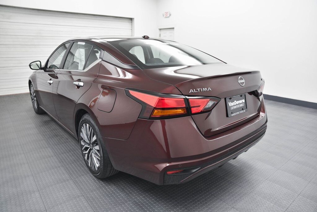 2023 Nissan Altima 2.5 SV AKRON OH