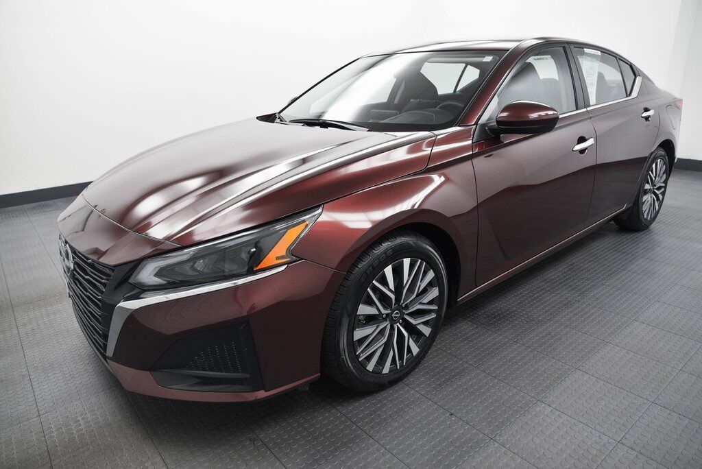 2023 Nissan Altima 2.5 SV AKRON OH