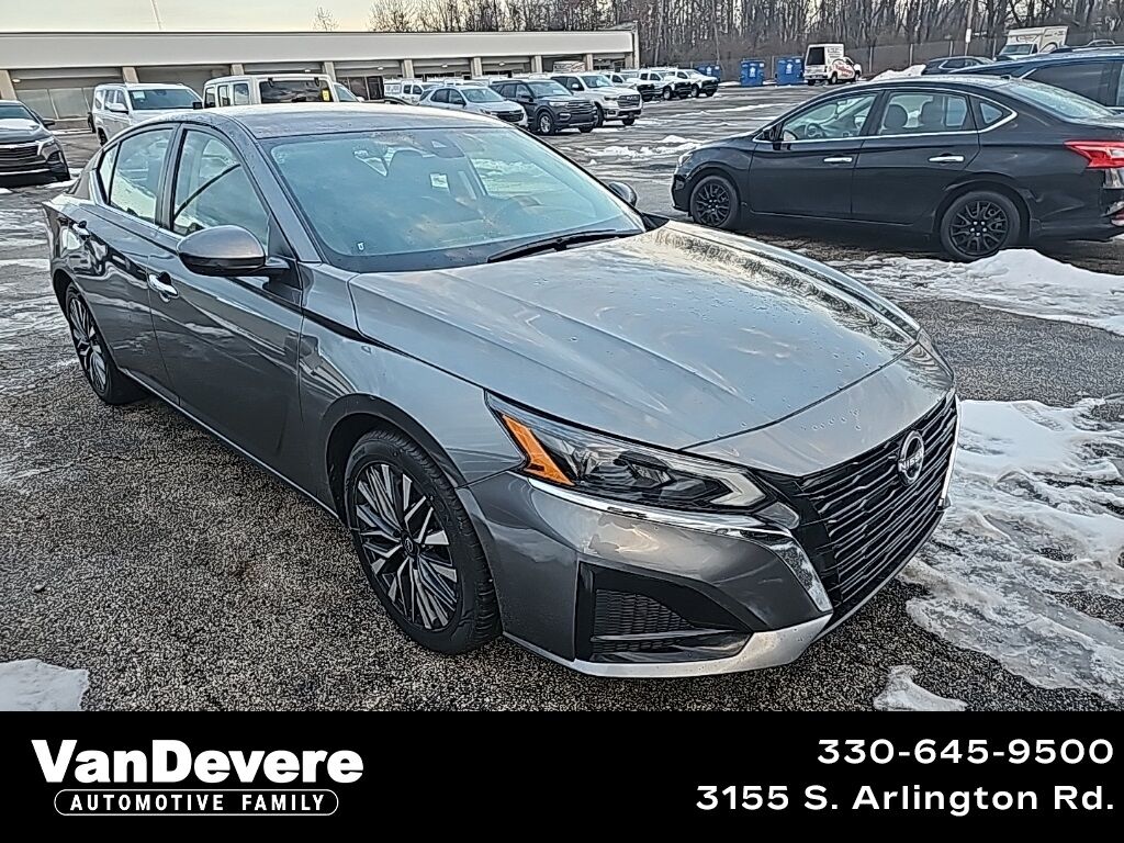 Used 2023 Nissan Altima 2.5 SV FWD