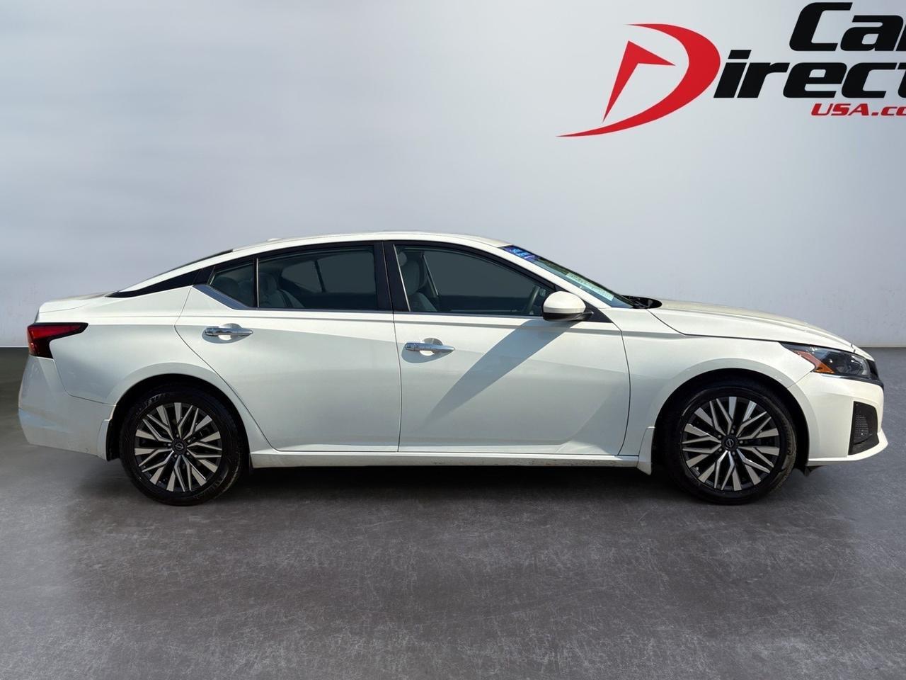 2023 Nissan Altima 2.5 SV, BLIND SPOT ALERT, LANE KEEP ASSIST, FORWARD COLLISION WARNING, REAR CROSS TRAFFIC ALERT, REMOTE START, PUSH BUTTON START, APPLE CARPLAY/ANDROID AUTO, ONLY 1 OWNER, CLEAN CARFAX, THIS NISSAN IS NICE & READY FOR YOU TO TAKE HOME!