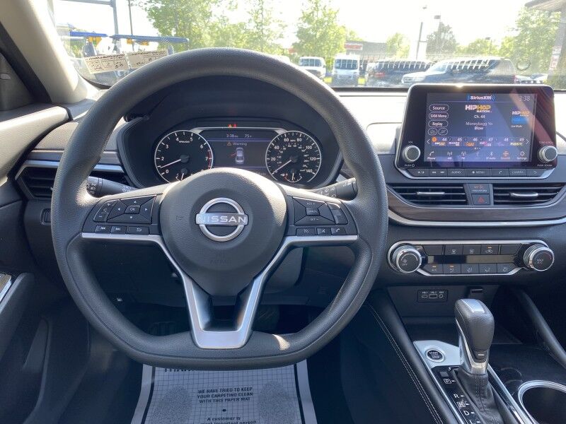 2023 Nissan Altima 2.5 SV Bristol  PA