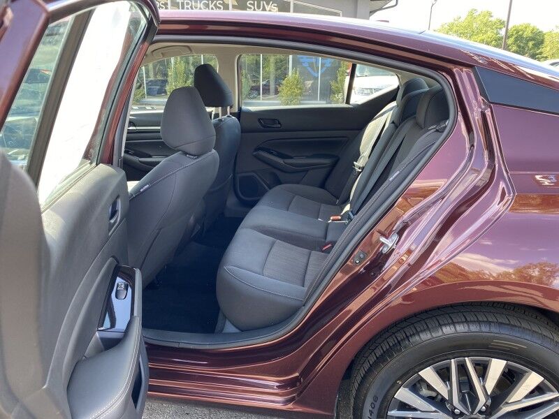 2023 Nissan Altima 2.5 SV Bristol  PA