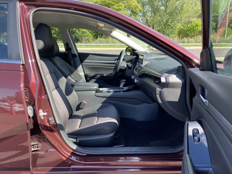 2023 Nissan Altima 2.5 SV Springfield PA