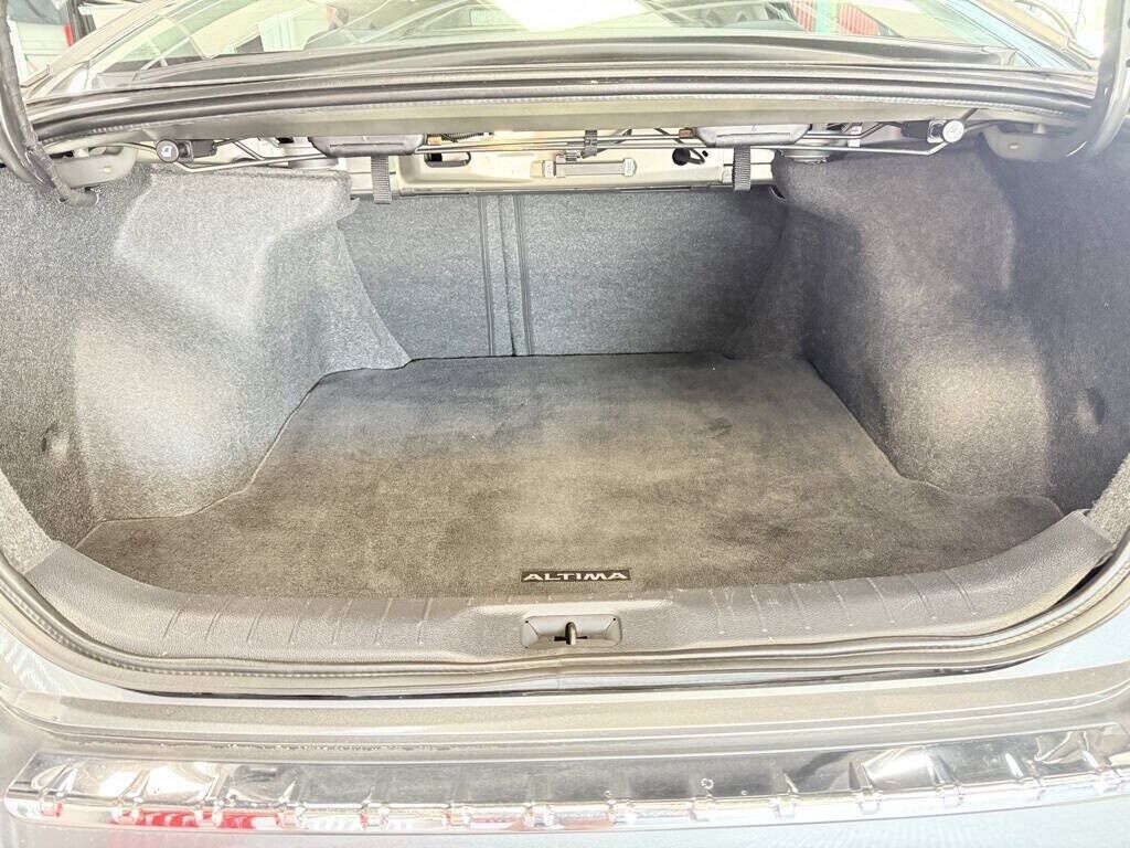 2023 Nissan Altima 2.5 SV Royal Oak MI