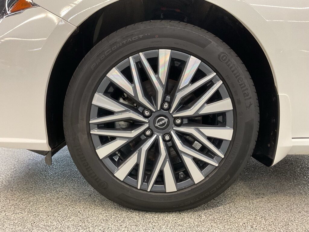2023 Nissan Altima 2.5 SV Duluth MN