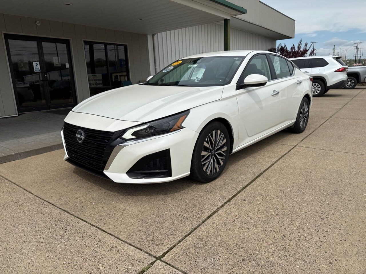 2023 Nissan Altima 2.5 SV