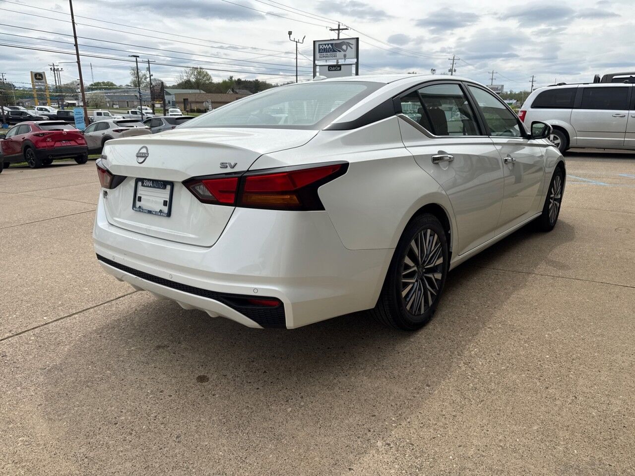 2023 Nissan Altima 2.5 SV