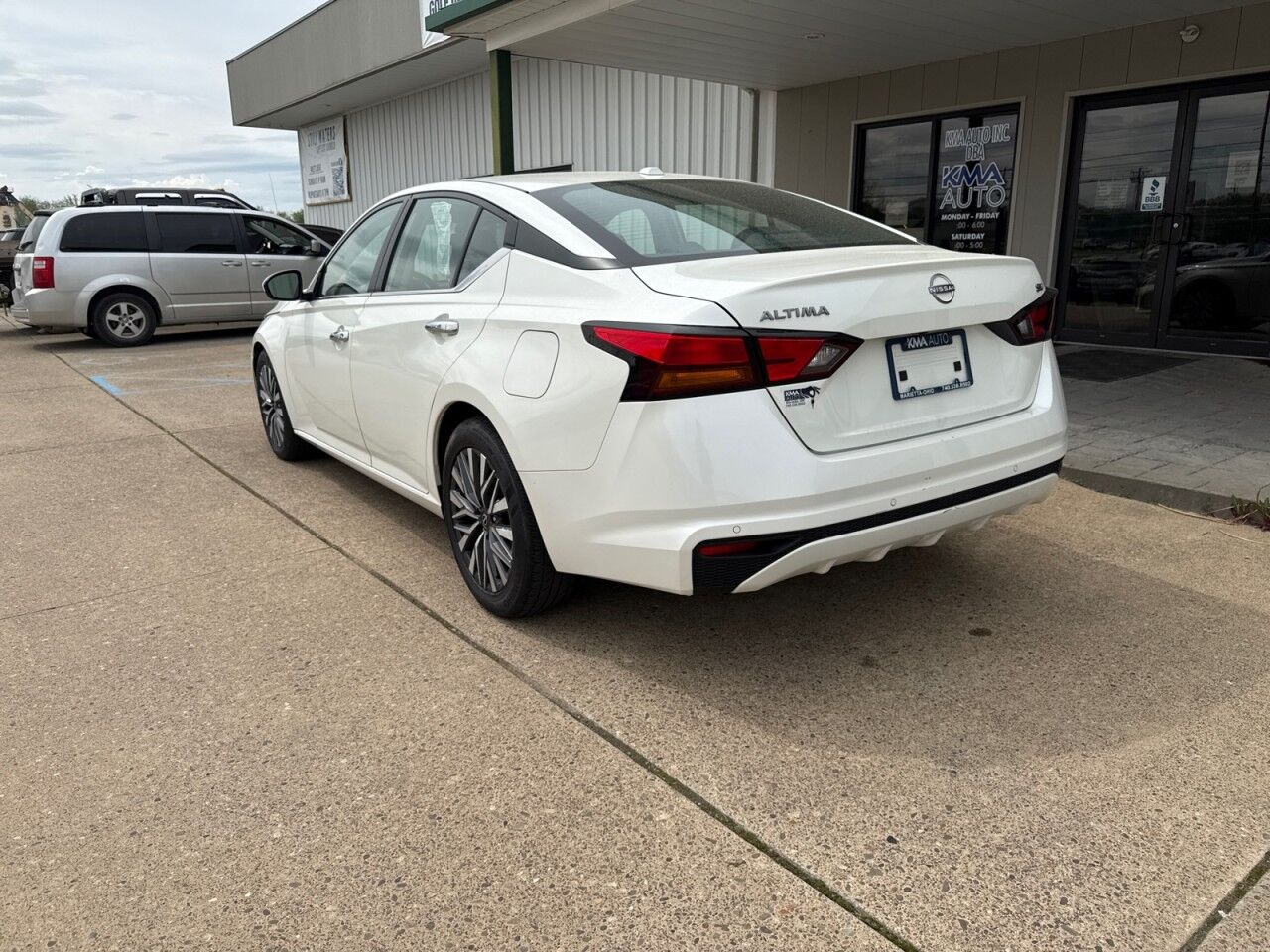 2023 Nissan Altima 2.5 SV