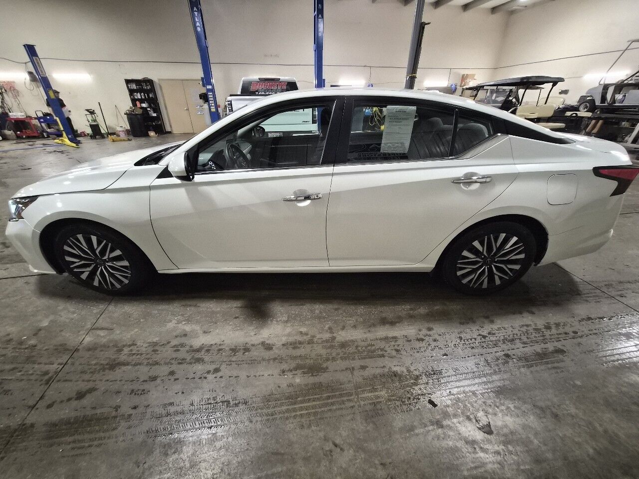 2023 Nissan Altima 2.5 SV