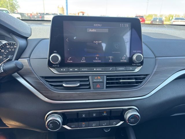2023 Nissan Altima 2.5 SV Random Lake WI